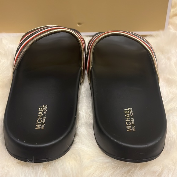 New Michael Kors Gilmore slide - Picture 5 of 8